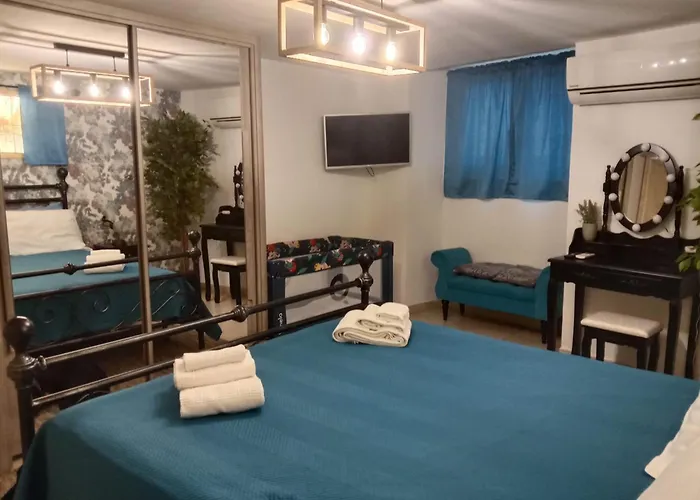 Апартаменты Gina House *